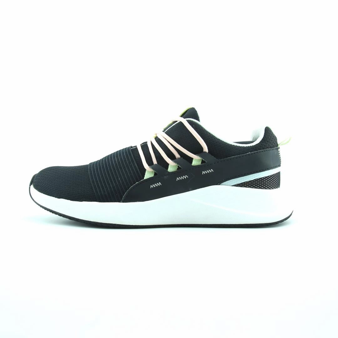 UNDER ARMOUR CHARGED BREATHE Under Armour high-performance sport shoes