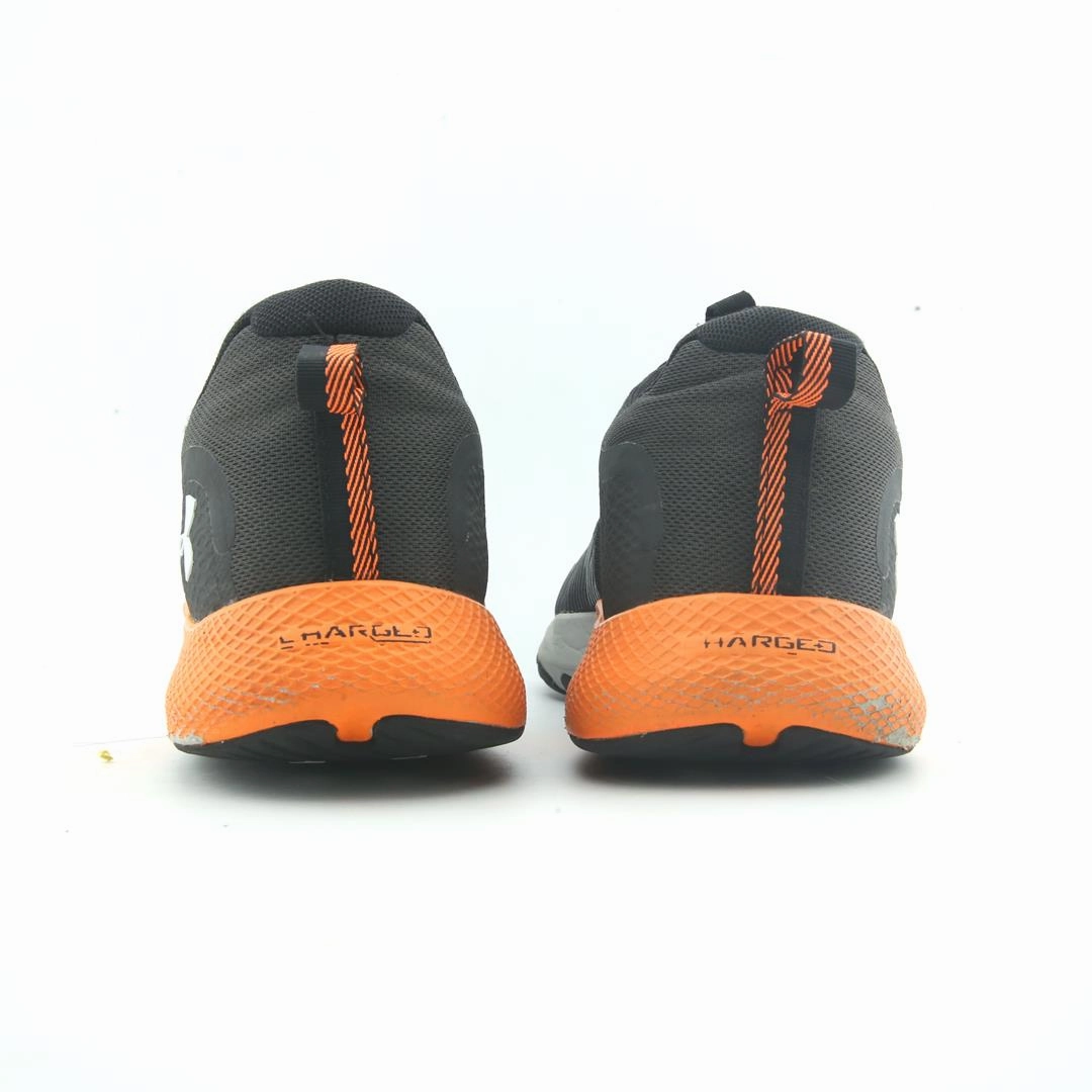 UNDER ARMOUR CHARGED ENGAGED Under Armour performance footwear