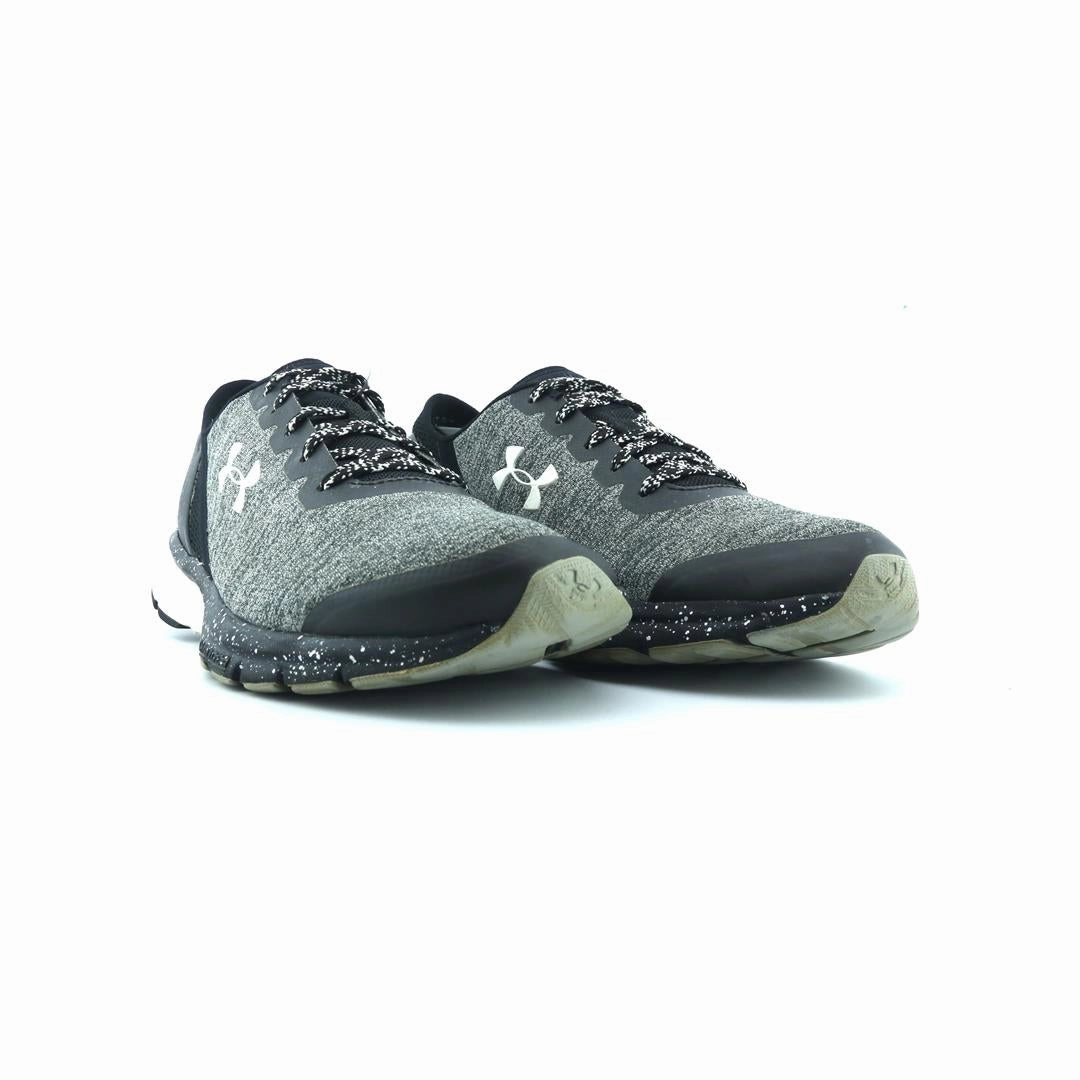UNDER ARMOUR CHARGED ESCAPE 3 Under Armour sport shoe shots