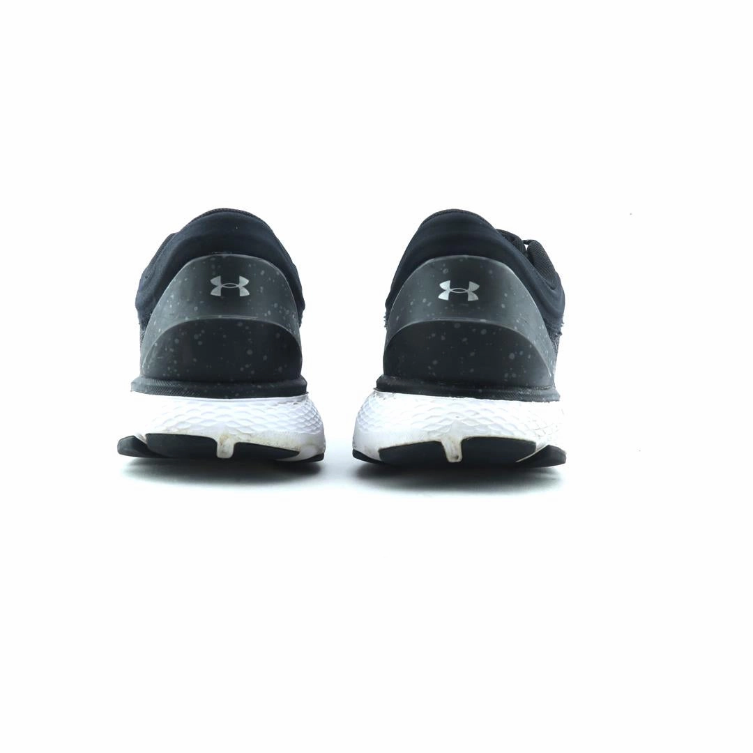 UNDER ARMOUR CHARGED ESCAPE 3 Under Armour sport shoe shots