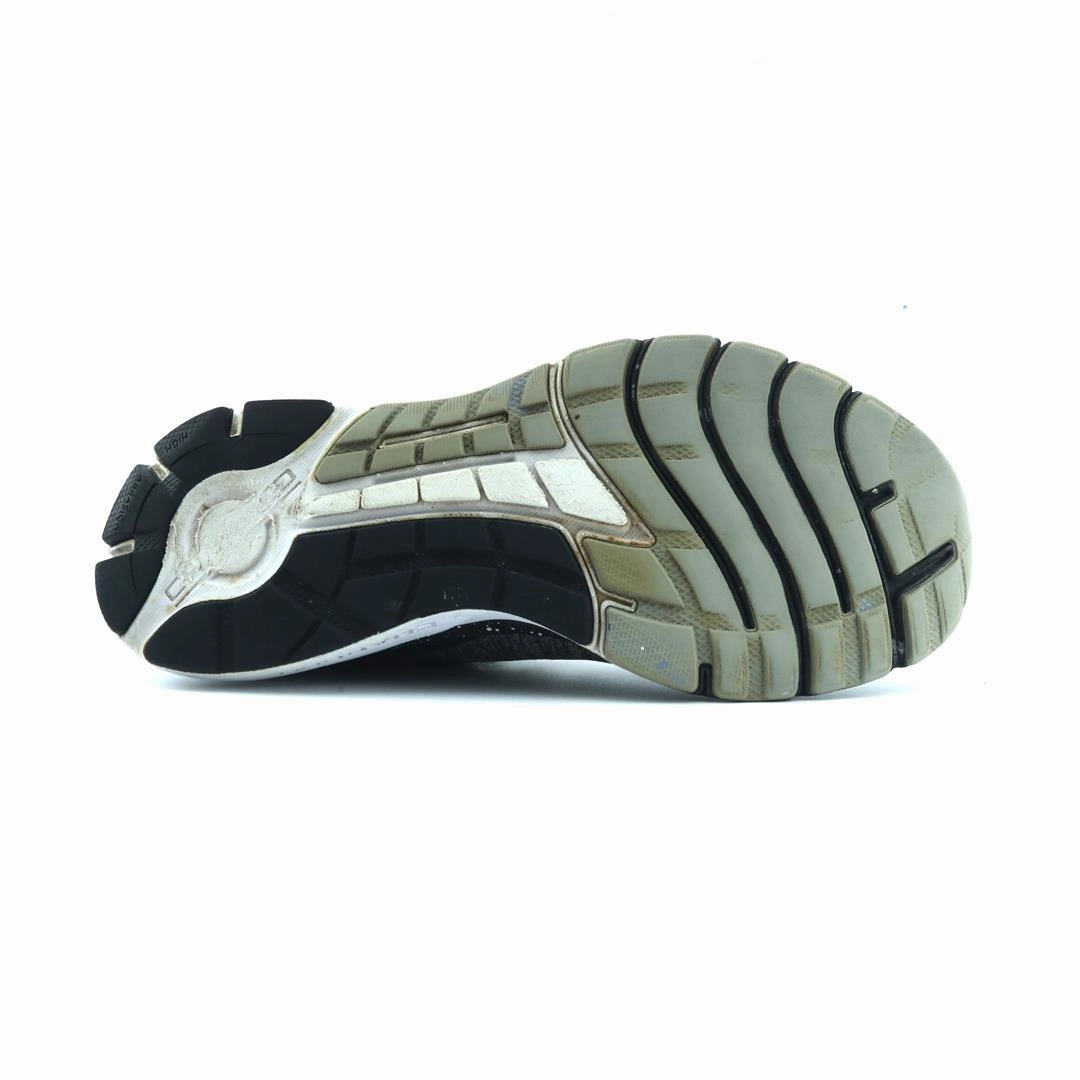 UNDER ARMOUR CHARGED ESCAPE 3 Under Armour sport shoe shots