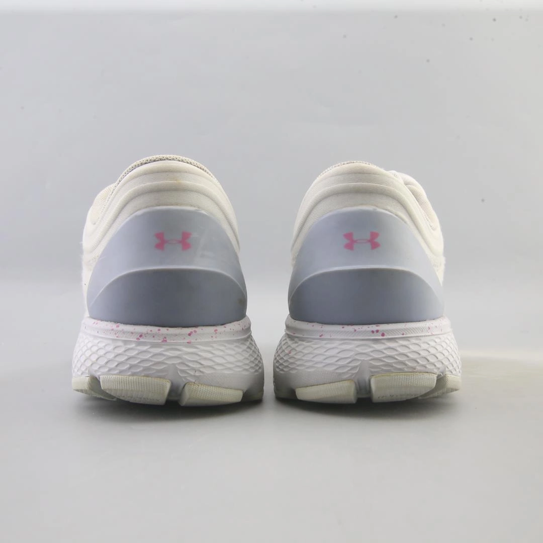 UNDER ARMOUR CHARGED ESCAPE 3 Under Armour trainer close-ups