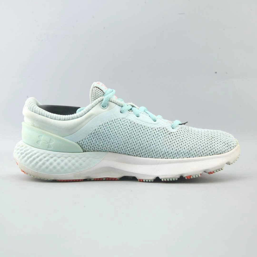 UNDER ARMOUR CHARGED ESCAPE 4 Under Armour sport shoe shots