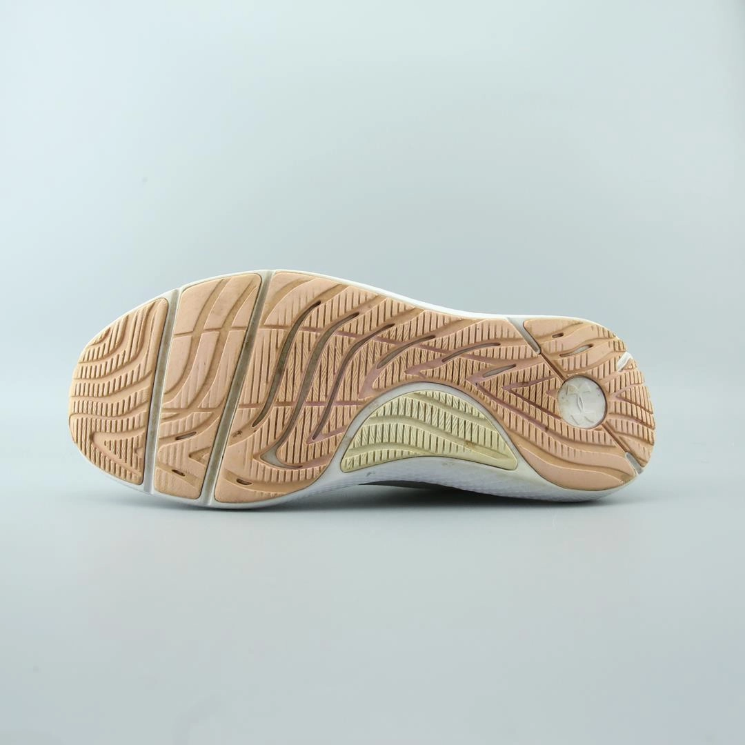UNDER ARMOUR  CHARGED PURSUIT 2 SE Under Armour sport shoe shots