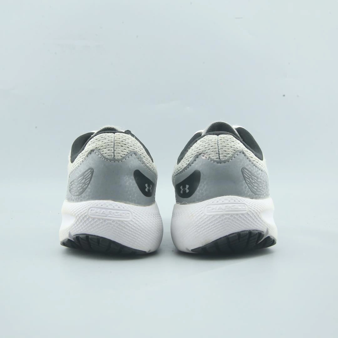UNDER ARMOUR CHARGED PURSUIT 2 Under Armour sport shoe shots