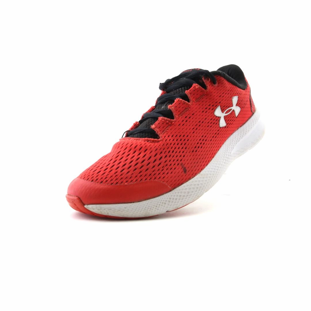 UNDER ARMOUR CHARGED PURSUIT 2 Under Armour trainer close-ups
