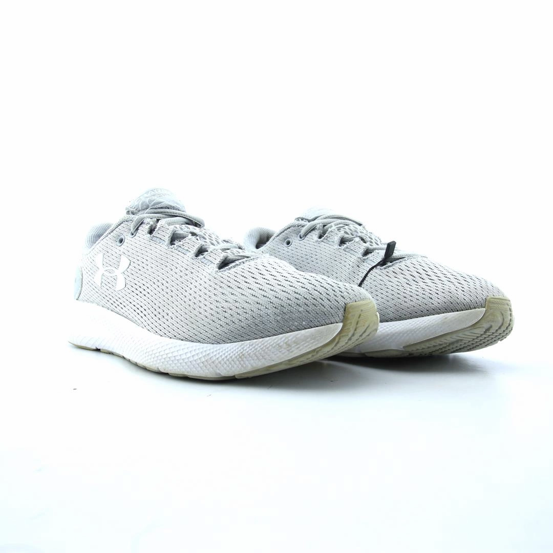 UNDER ARMOUR CHARGED PURSUIT 2 Under Armour trainer close-ups