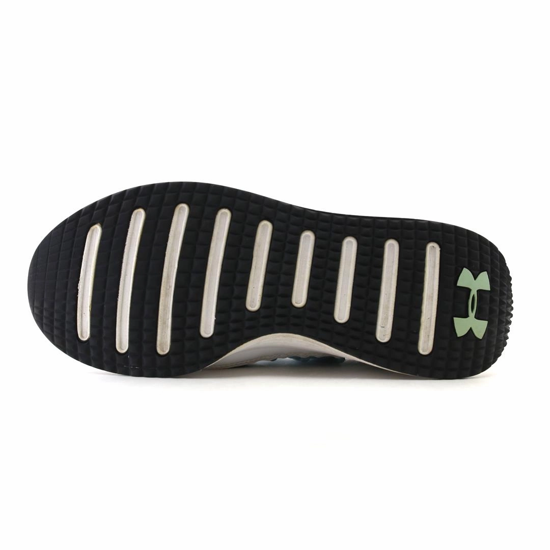 UNDER ARMOUR  CHARGED PURSUIT 3 Under Armour trainer close-ups