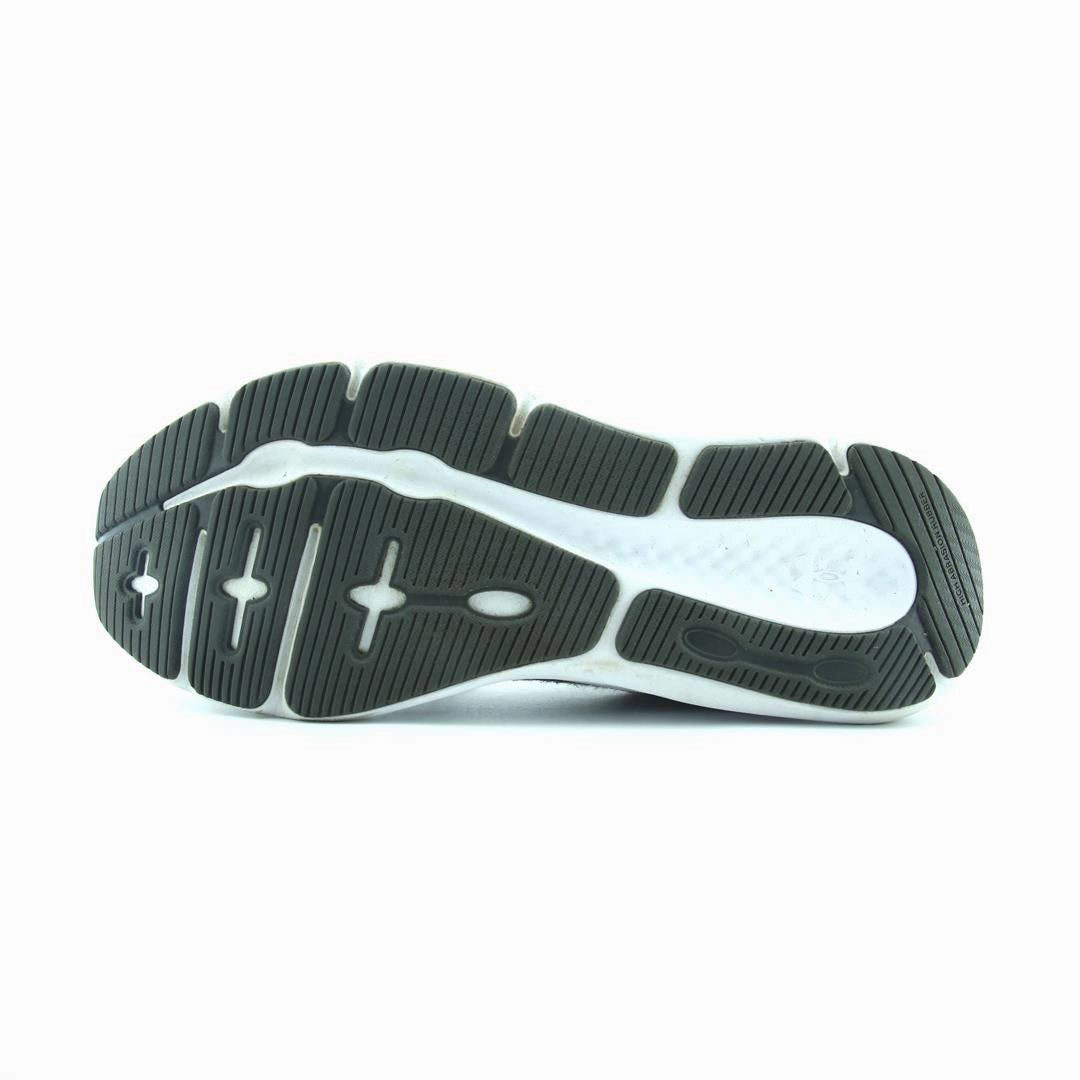 UNDER ARMOUR CHARGED PURSUIT Under Armour sport shoe shots