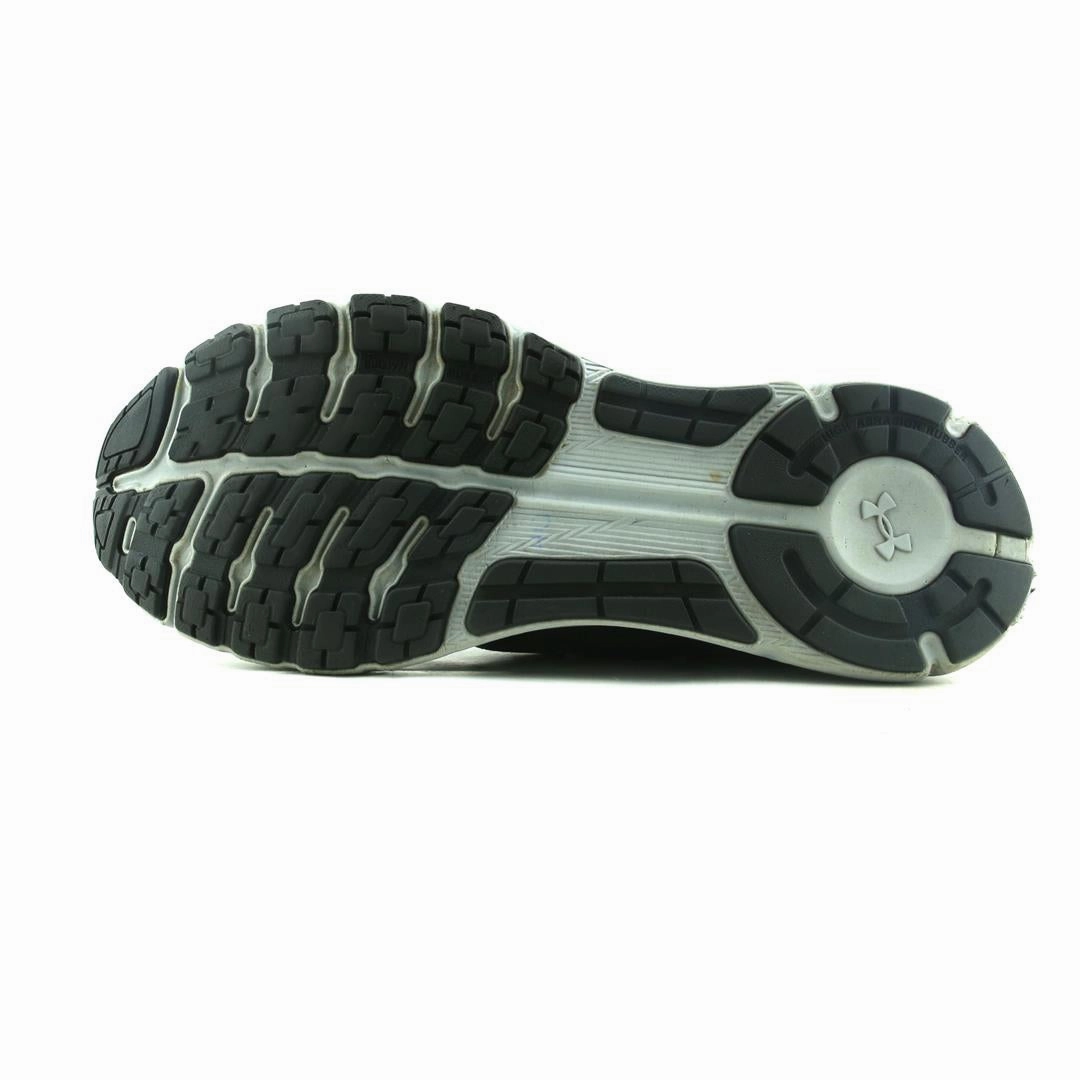 UNDER ARMOUR CHARGED REACTOR RUN Under Armour trainer close-ups