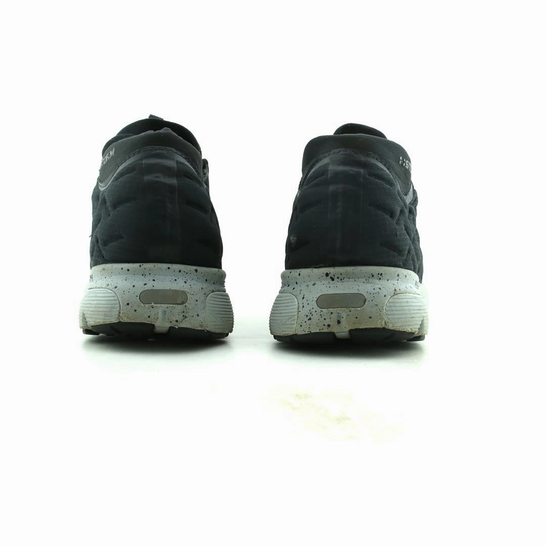 UNDER ARMOUR CHARGED REACTOR RUN Under Armour trainer close-ups