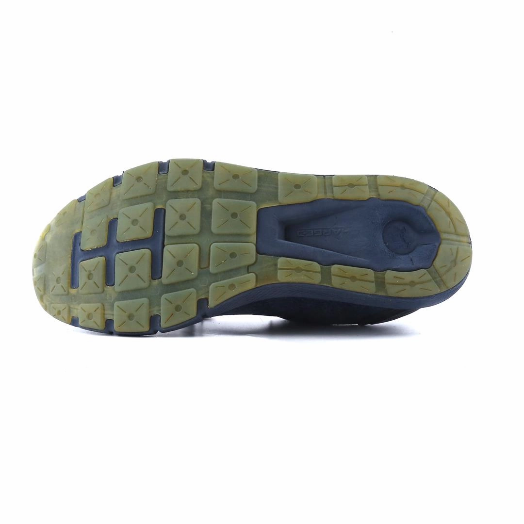 UNDER ARMOUR CHARGED ROGUE 1 Under Armour trainer close-ups