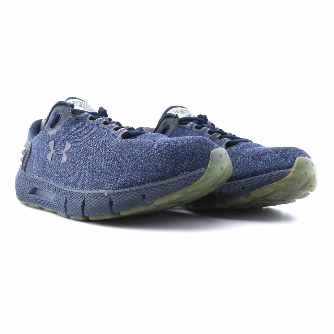UNDER ARMOUR CHARGED ROGUE 1 Under Armour trainer close-ups