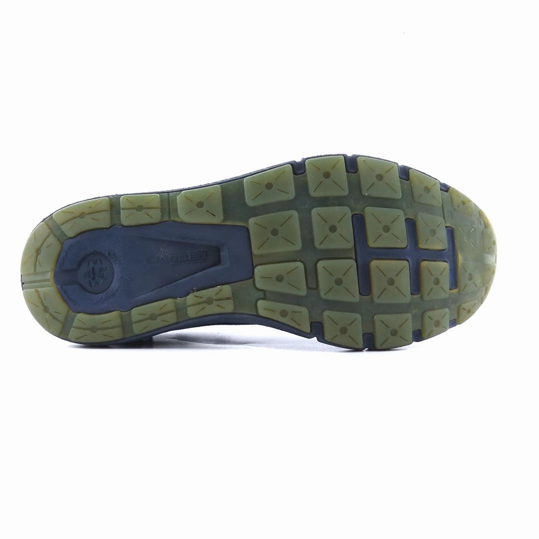 UNDER ARMOUR CHARGED ROGUE 1 Under Armour trainer close-ups