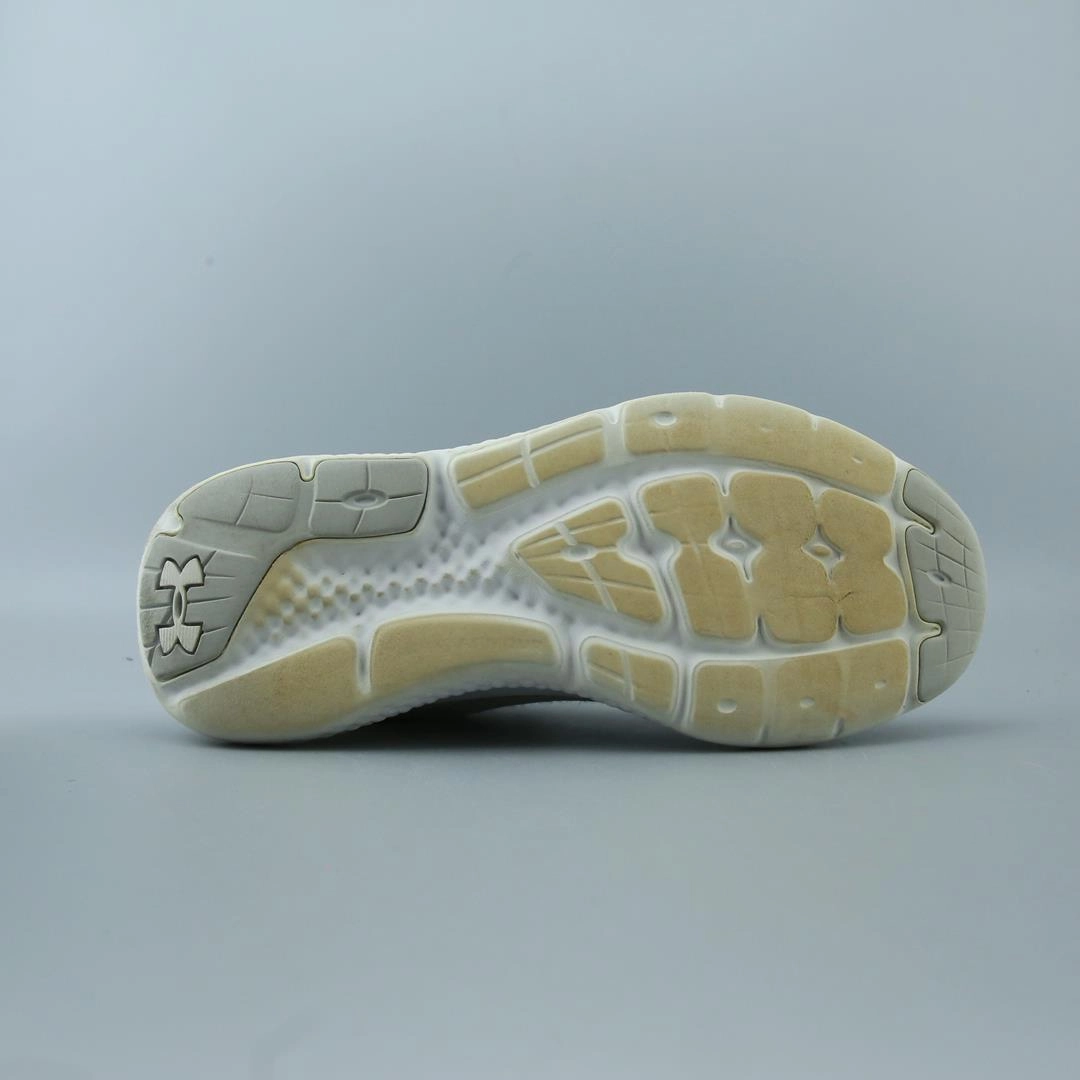 UNDER ARMOUR CHARGED ROGUE 3 Under Armour sport shoe shots