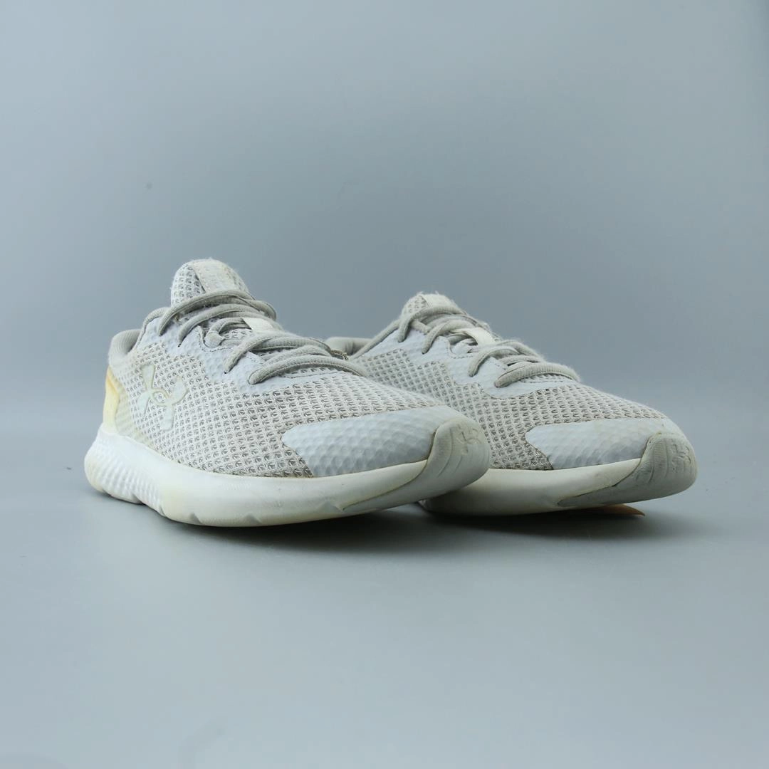 UNDER ARMOUR CHARGED ROGUE 3 Under Armour sport shoe shots