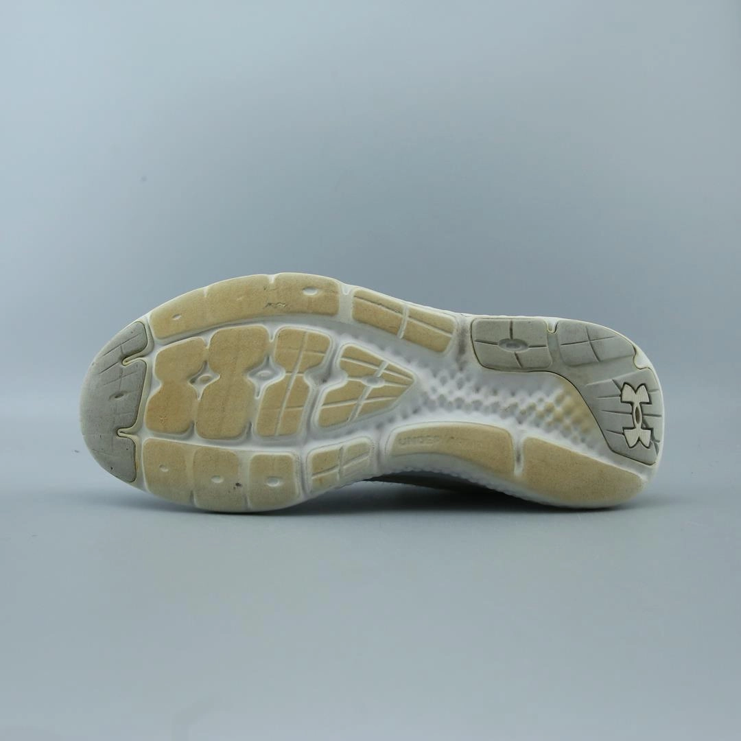 UNDER ARMOUR CHARGED ROGUE 3 Under Armour sport shoe shots
