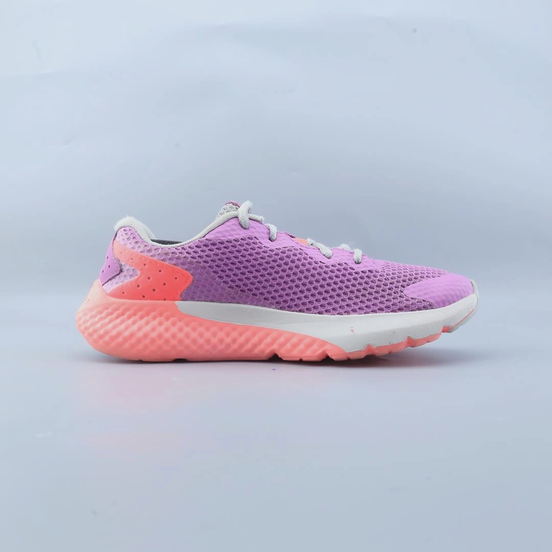 UNDER ARMOUR CHARGED ROGUE 3 Under Armour sport shoe shots