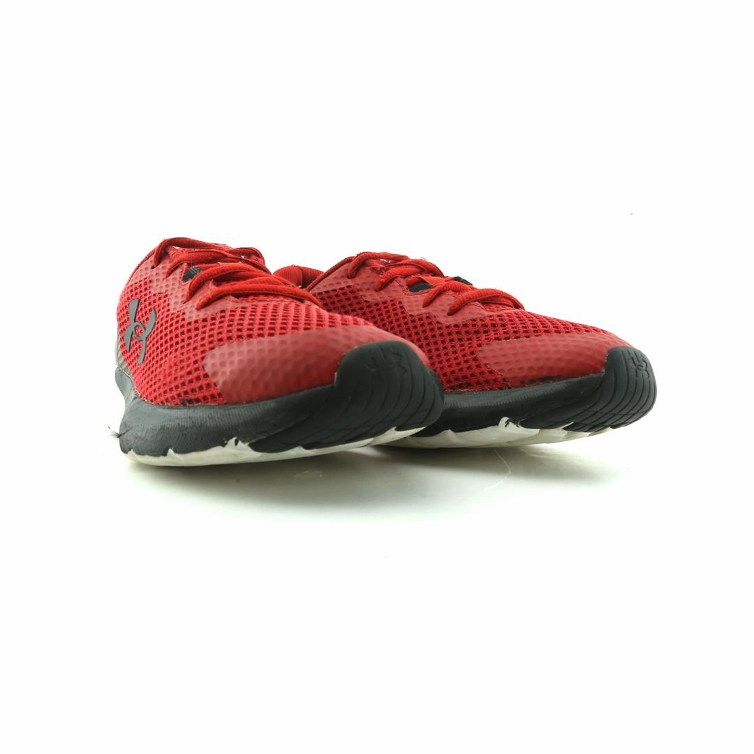 UNDER ARMOUR CHARGED ROGUE 3 Under Armour sport shoe shots