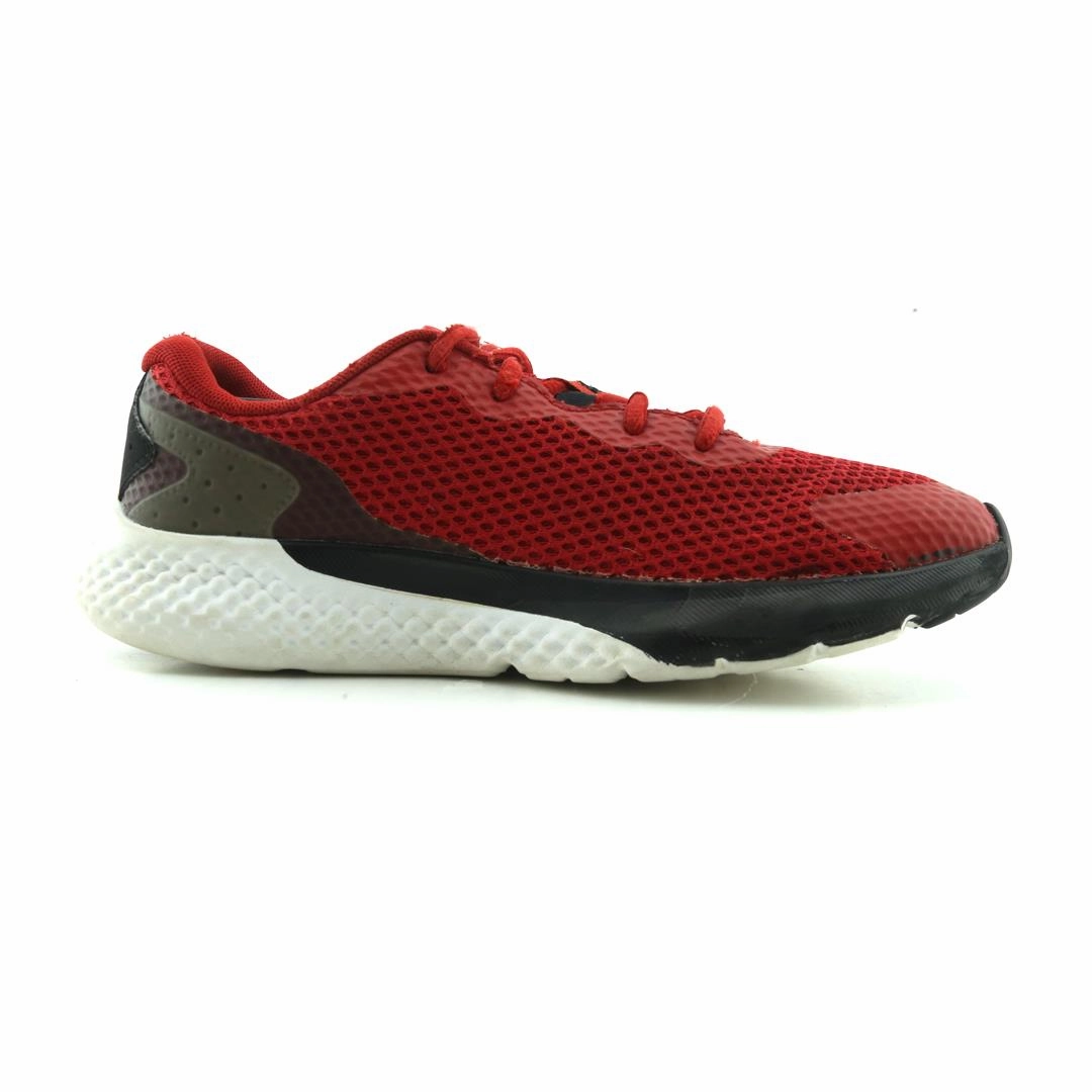 UNDER ARMOUR CHARGED ROGUE 3 Under Armour sport shoe shots