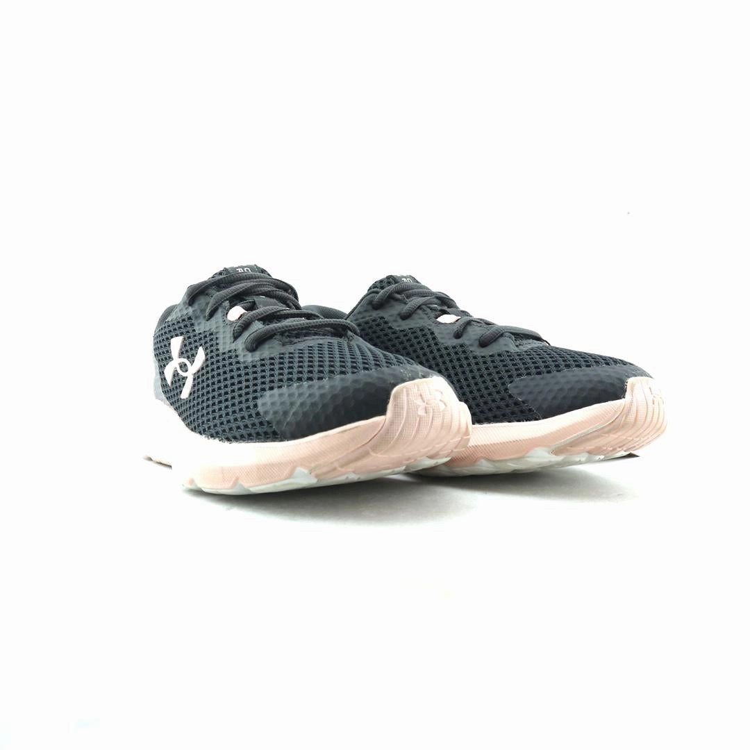 UNDER ARMOUR CHARGED ROGUE 3 Under Armour sport shoe shots