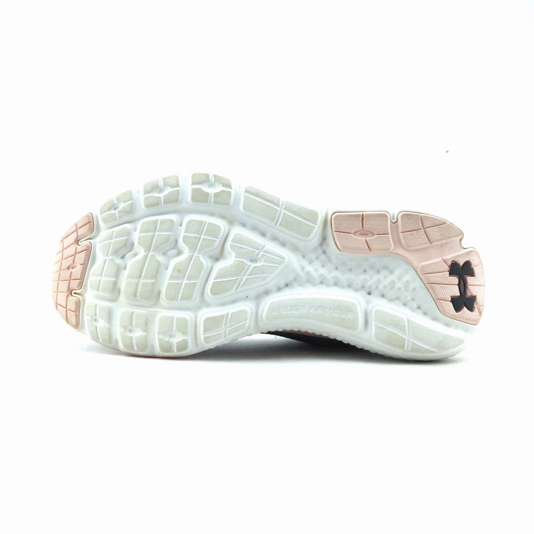 UNDER ARMOUR CHARGED ROGUE 3 Under Armour sport shoe shots