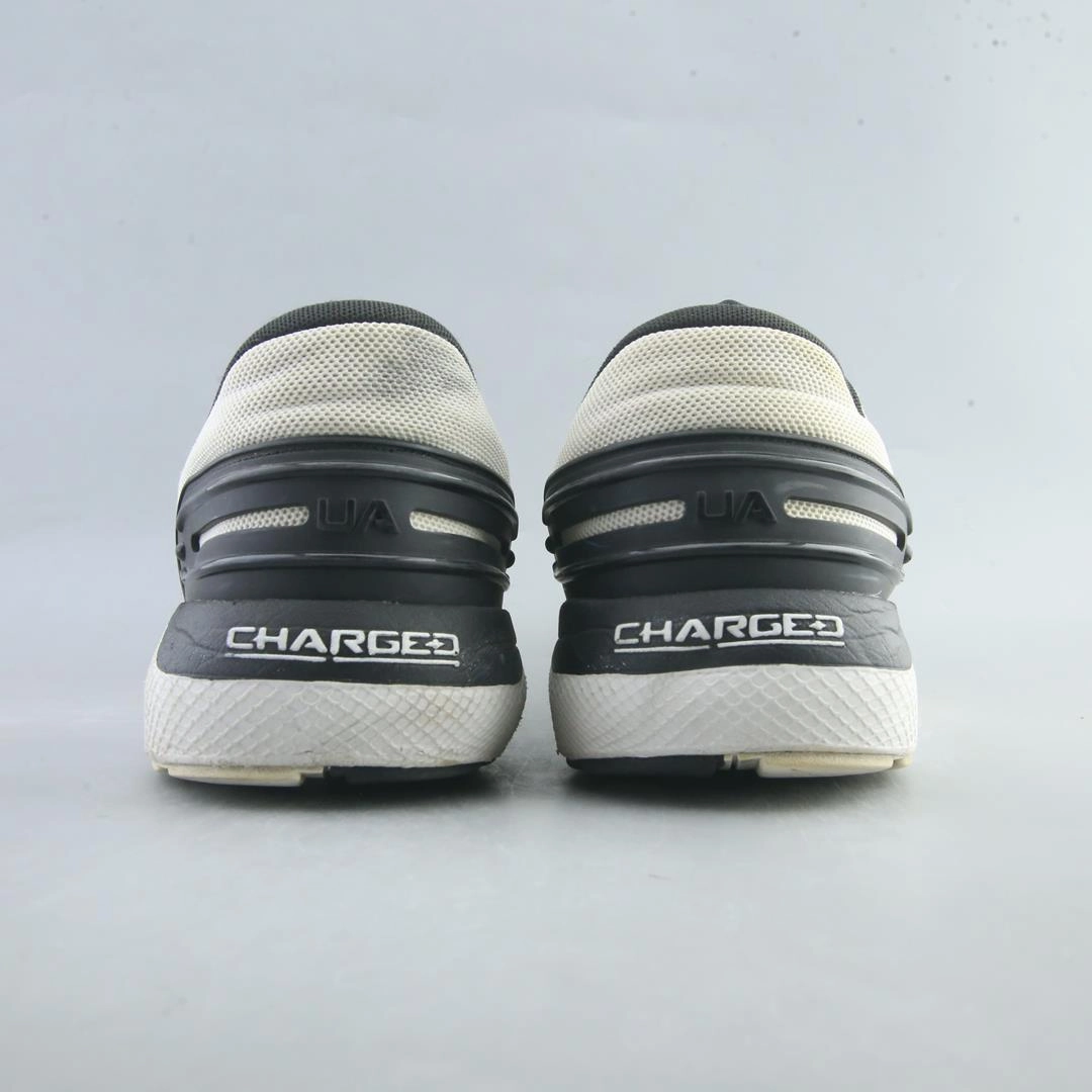UNDER ARMOUR CHARGED ROGUE Under Armour performance footwear