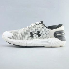 UNDER ARMOUR CHARGED ROGUE Under Armour durable athletic footwear