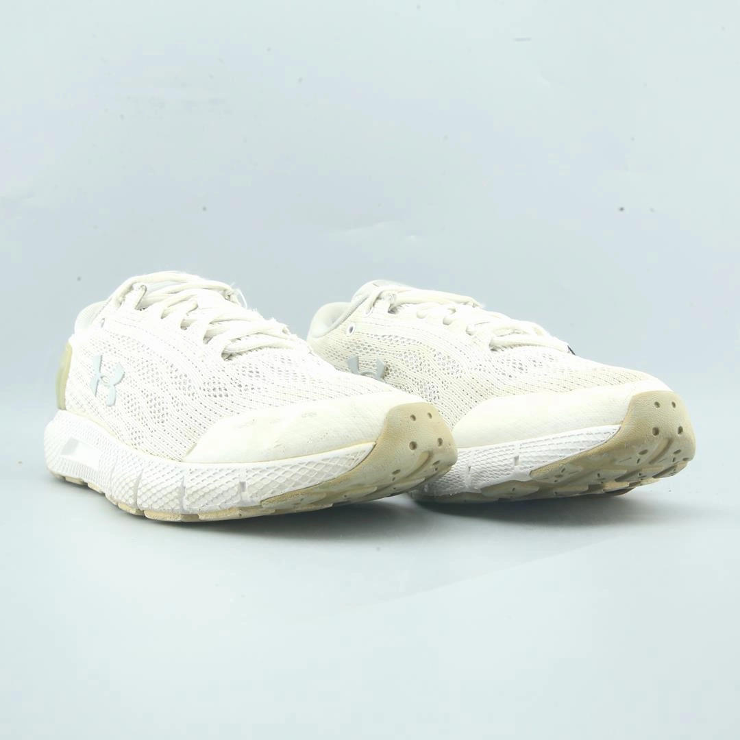 UNDER ARMOUR CHARGED ROGUE Under Armour sport shoe shots