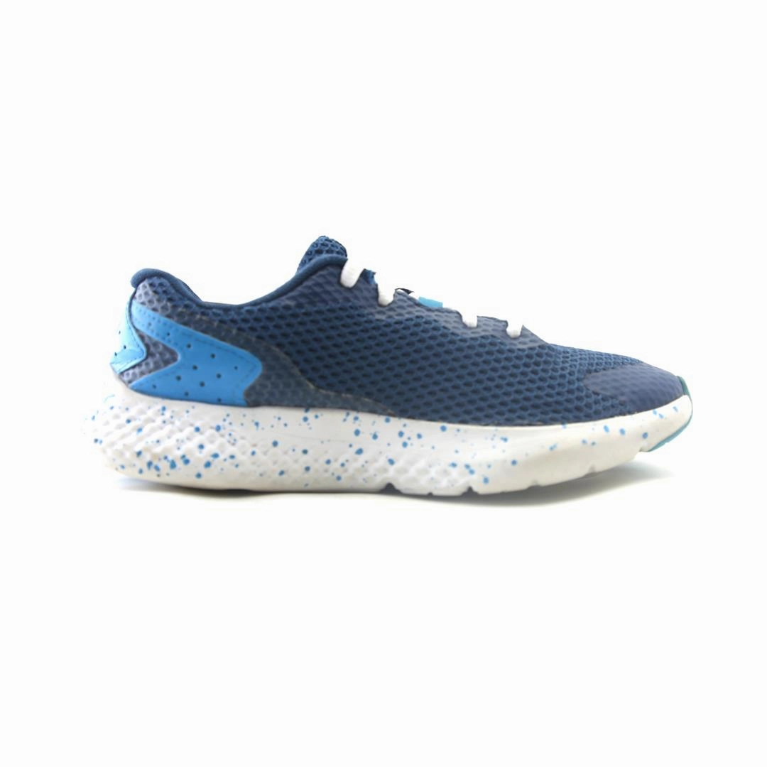 UNDER ARMOUR CHARGED ROGUE Under Armour trainer close-ups