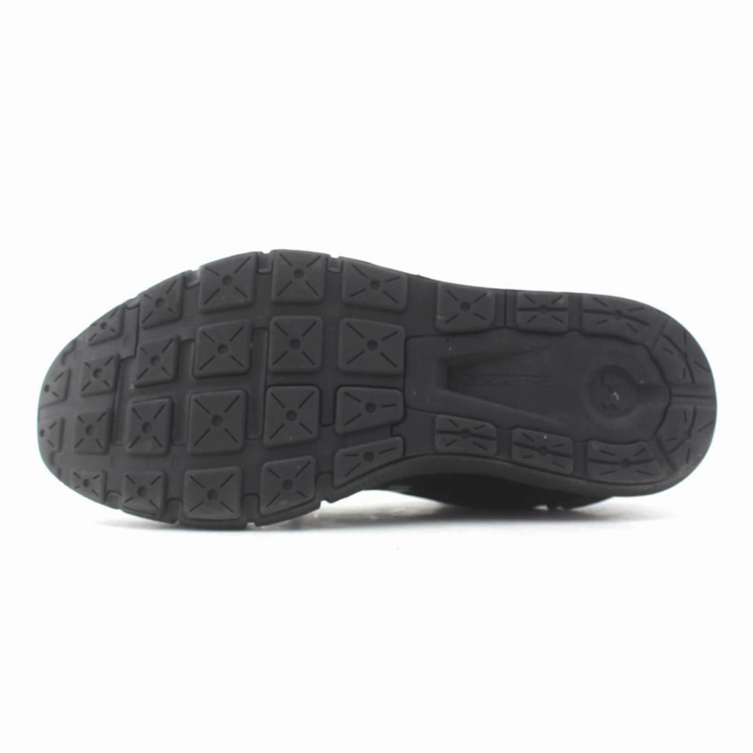UNDER ARMOUR CHARGED ROUGE 4 Under Armour trainer close-ups