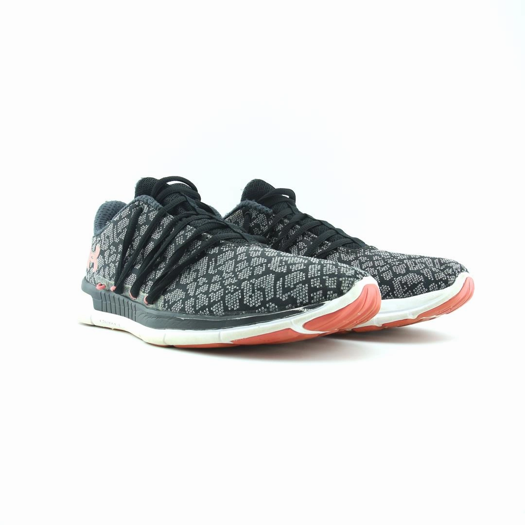 UNDER ARMOUR CHARGED TRANSIT Under Armour sport shoe shots