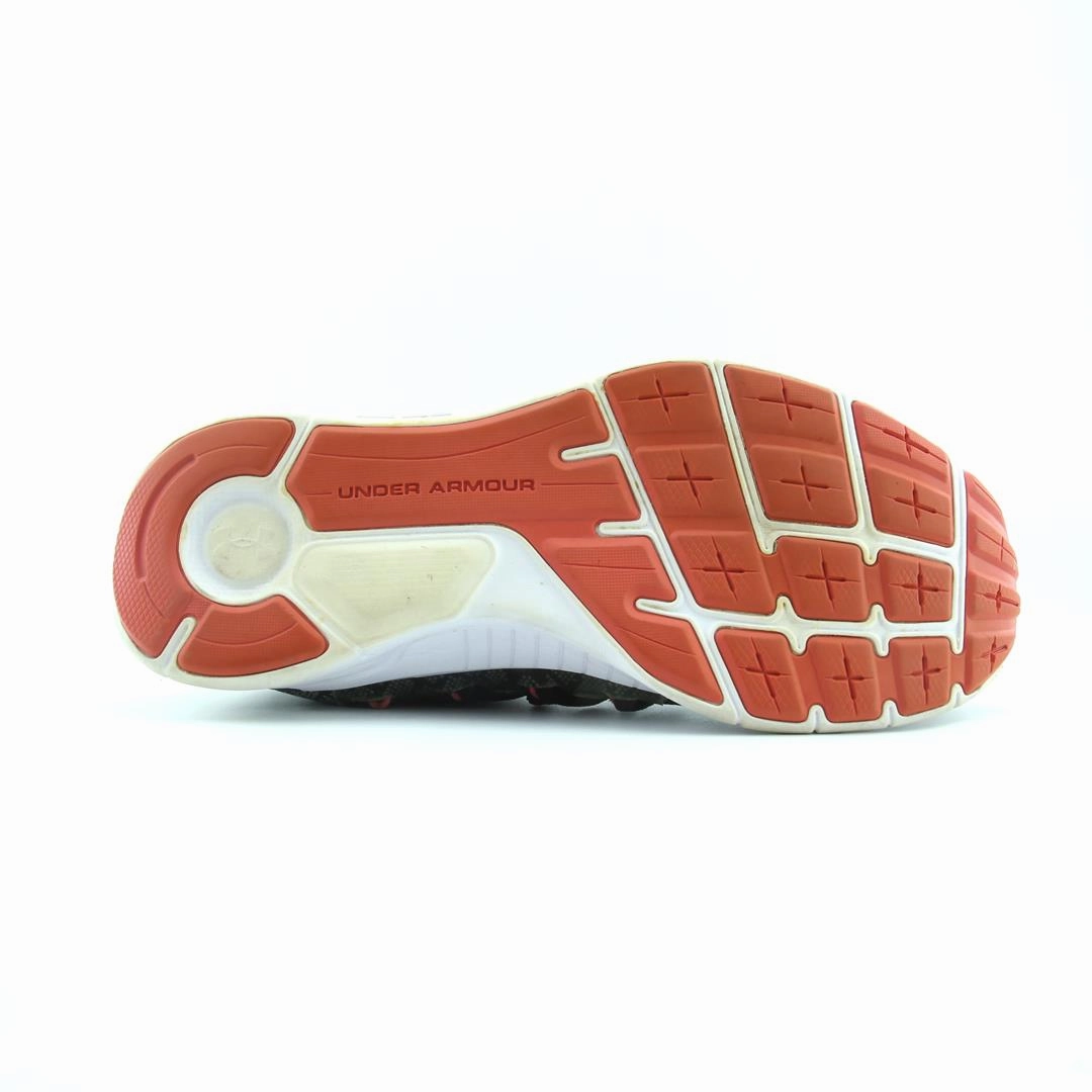 UNDER ARMOUR CHARGED TRANSIT Under Armour sport shoe shots