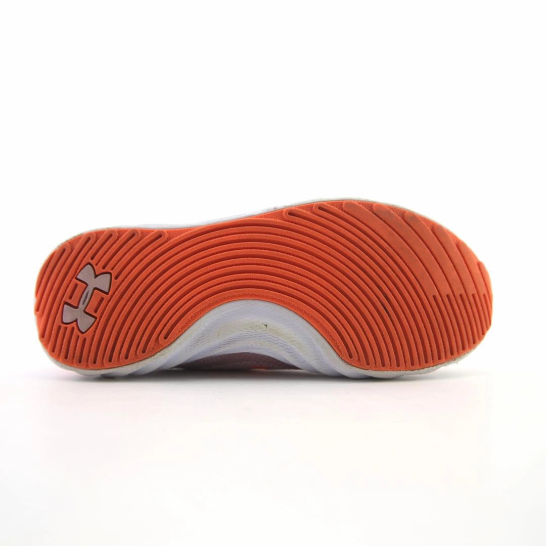 UNDER ARMOUR CHARGED WILL NM Under Armour trainer close-ups