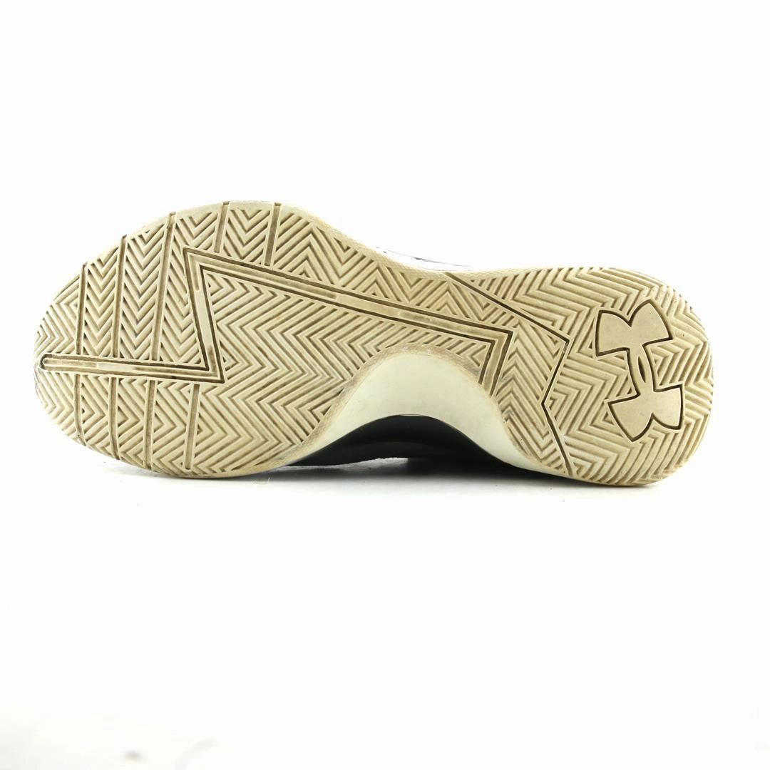 UNDER ARMOUR CURRY 1 LOW FLOTRO Under Armour trainer close-ups