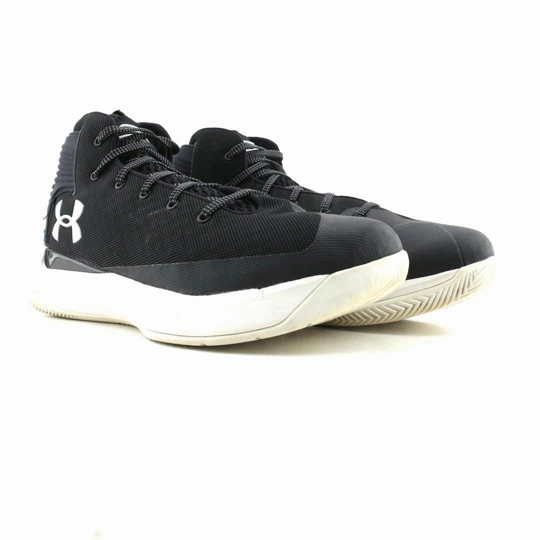 UNDER ARMOUR CURRY 1 Under Armour trainer close-ups