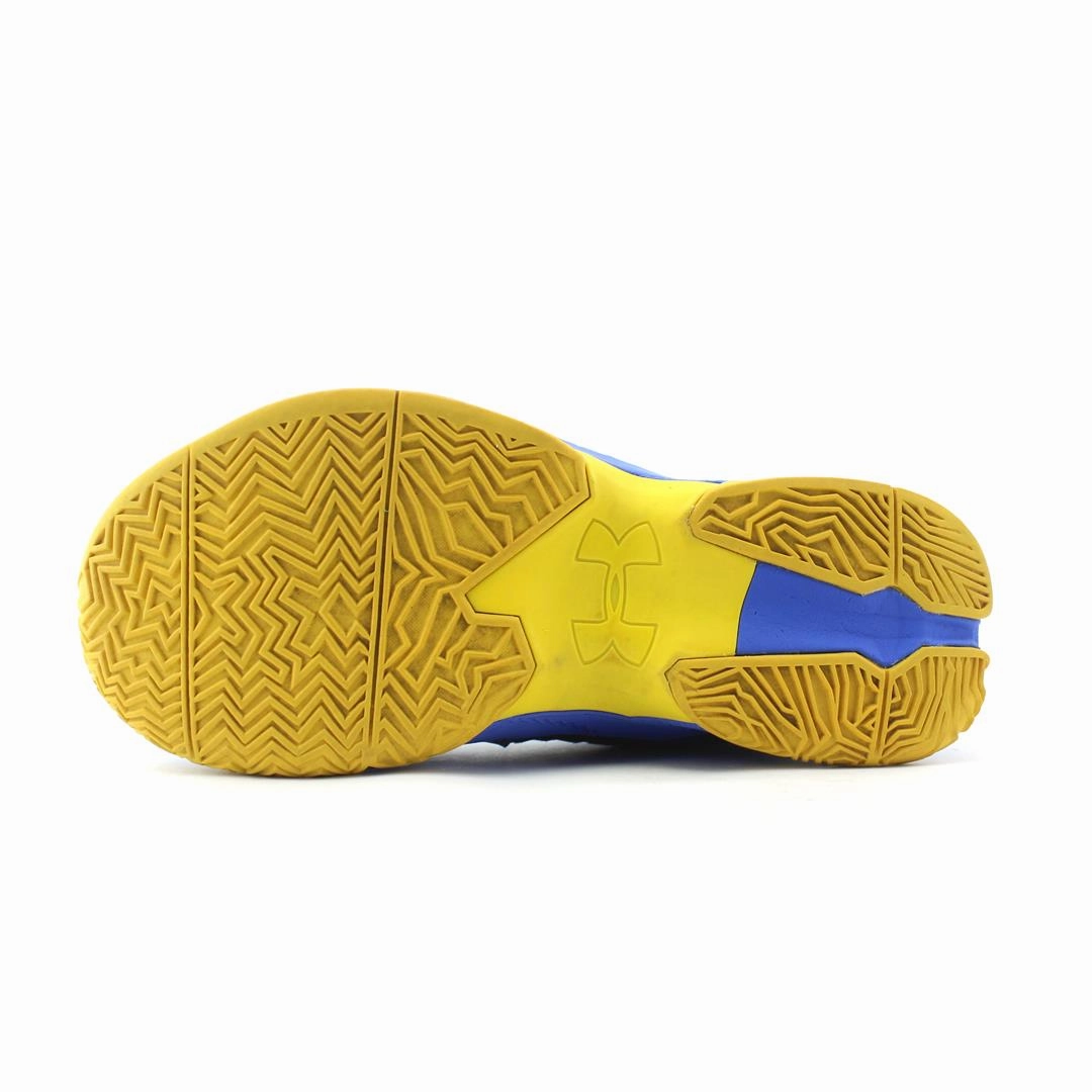 UNDER ARMOUR CURRY 2.5 Under Armour trainer close-ups