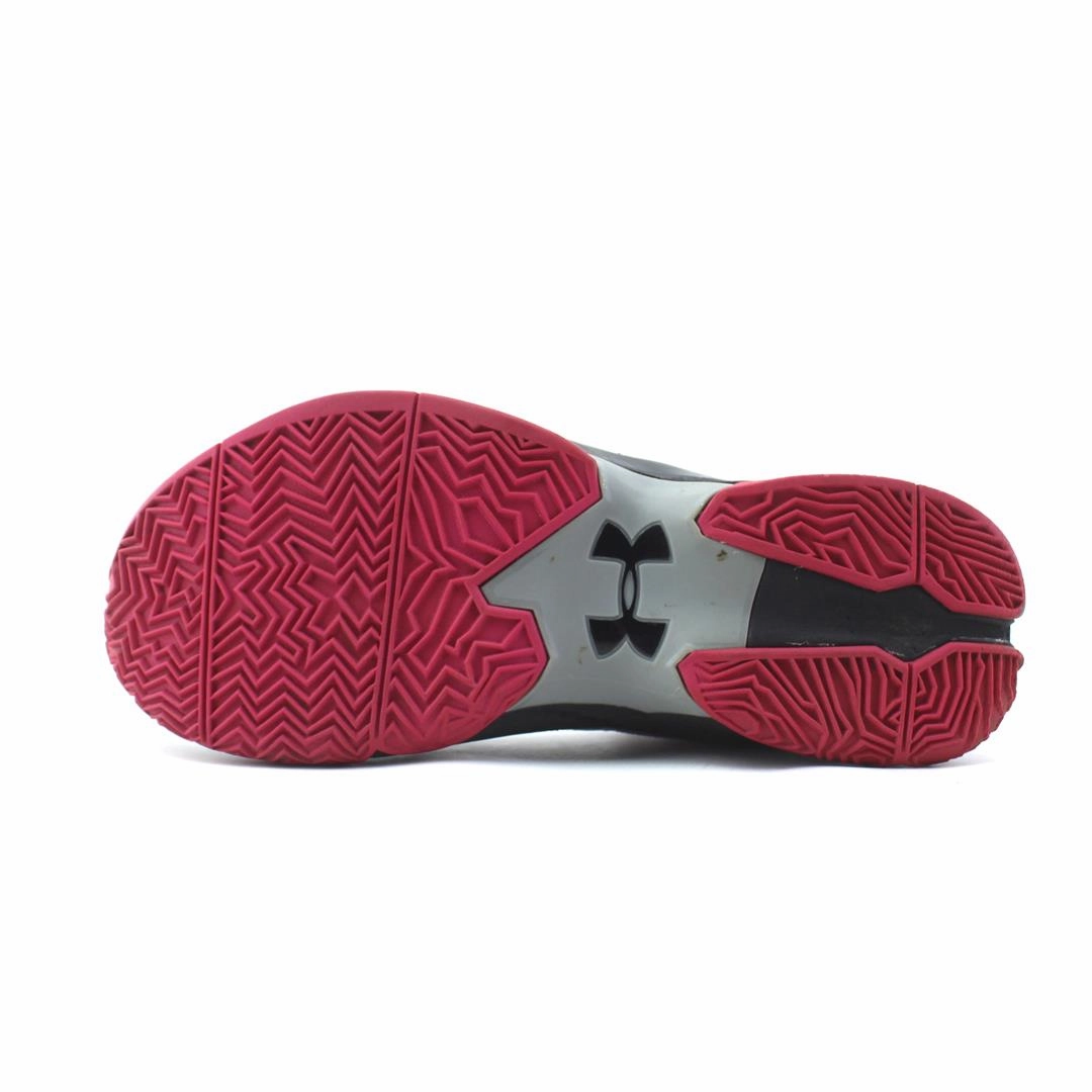 UNDER ARMOUR CURRY 2 Under Armour trainer close-ups