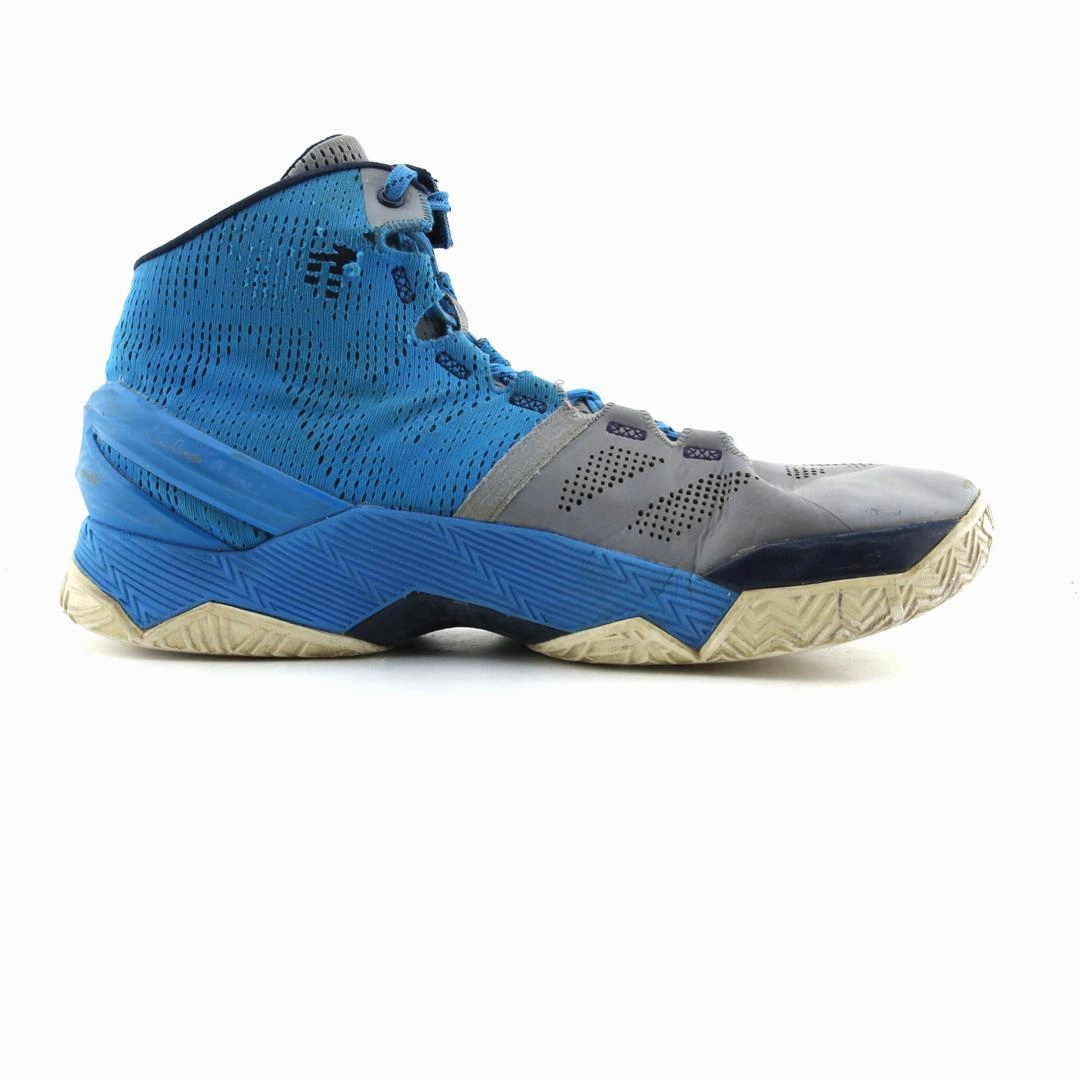 UNDER ARMOUR CURRY 2 Under Armour trainer close-ups