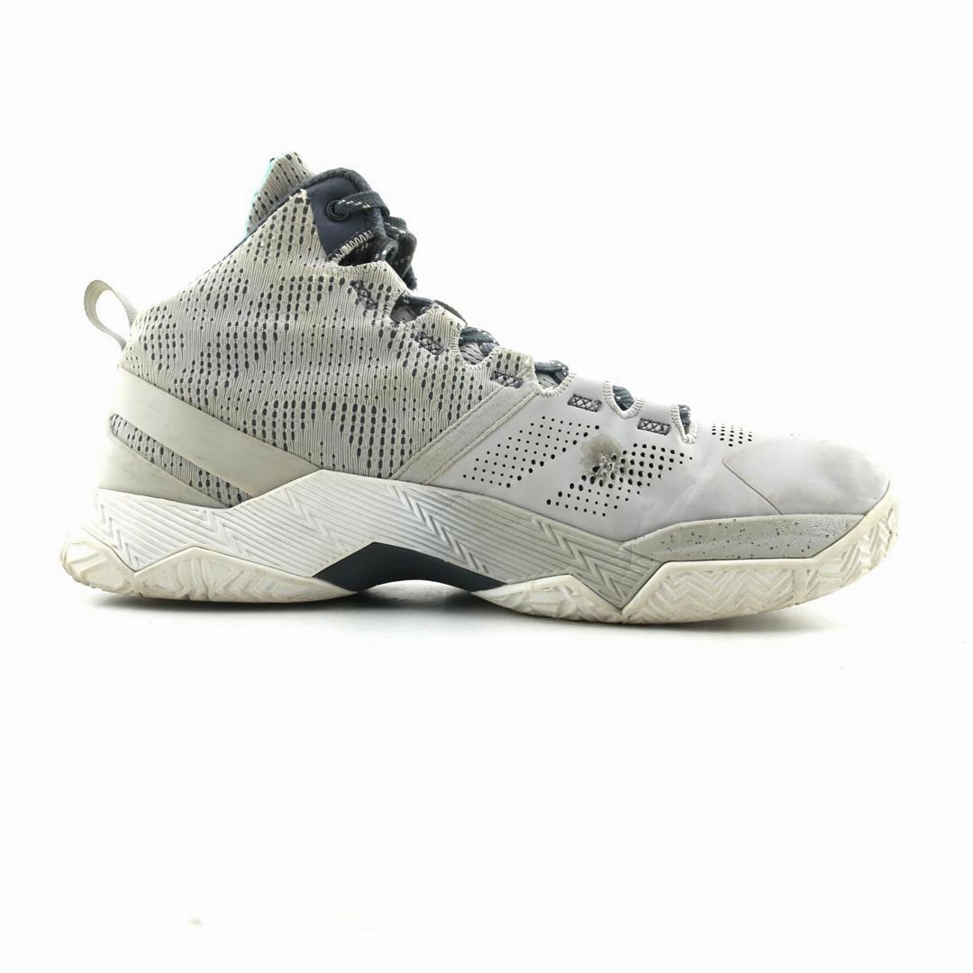 UNDER ARMOUR CURRY 2 Under Armour trainer close-ups