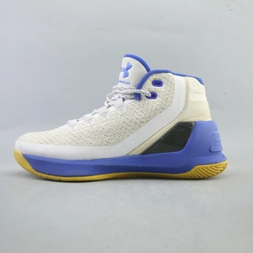 UNDER ARMOUR CURRY 3 Under Armour supportive training shoes