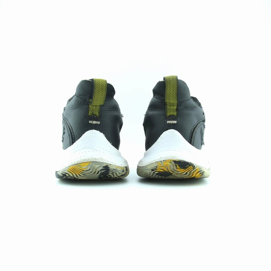 UNDER ARMOUR  CURRY 3Z5 Under Armour sport shoe shots