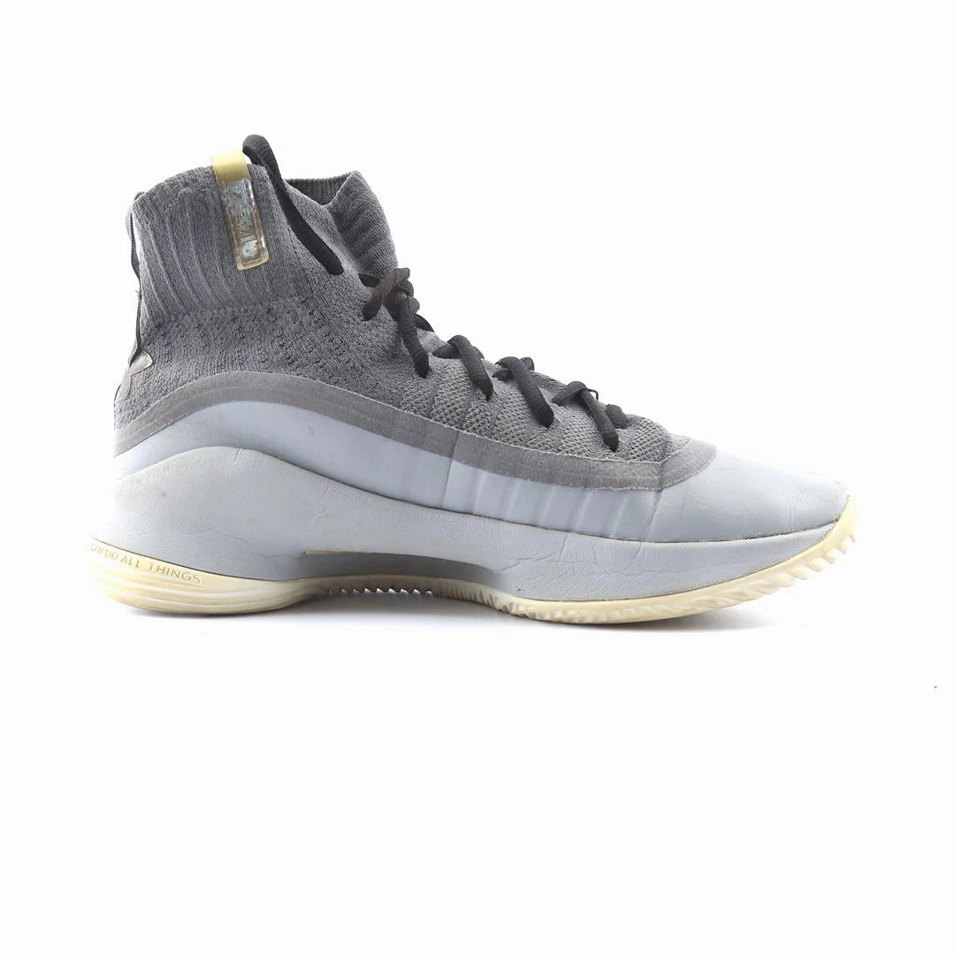 UNDER ARMOUR CURRY 4 MID Under Armour trainer close-ups