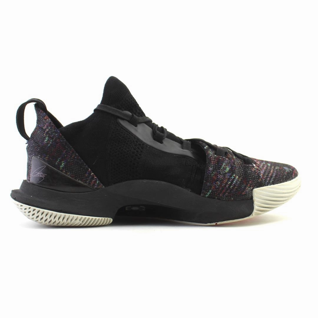 UNDER ARMOUR CURRY 5 Under Armour sport shoe shots