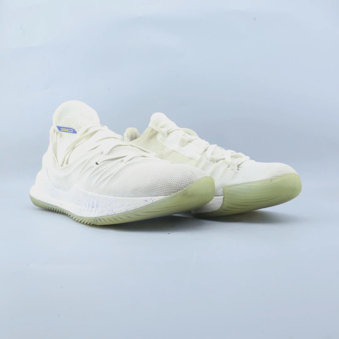 UNDER ARMOUR  CURRY 5 Under Armour sport shoe shots