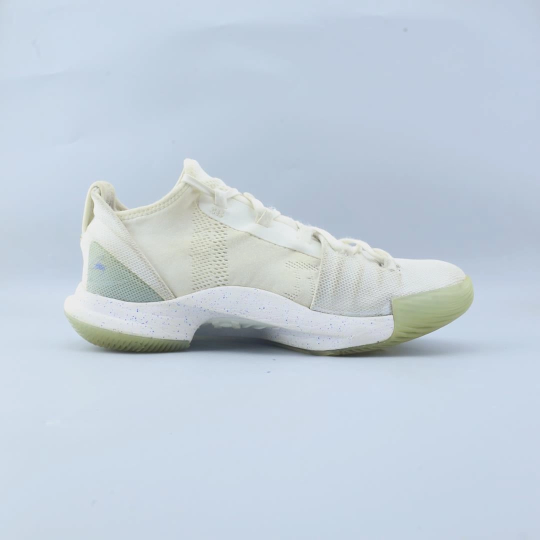 UNDER ARMOUR  CURRY 5 Under Armour sport shoe shots