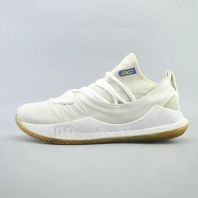 UNDER ARMOUR CURRY 5 Under Armour supportive training shoes