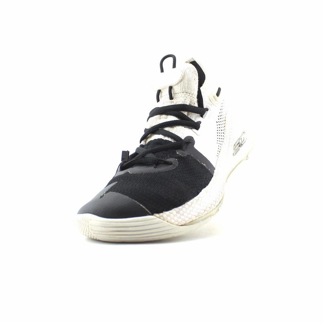 UNDER ARMOUR CURRY 6 Under Armour sport shoe shots