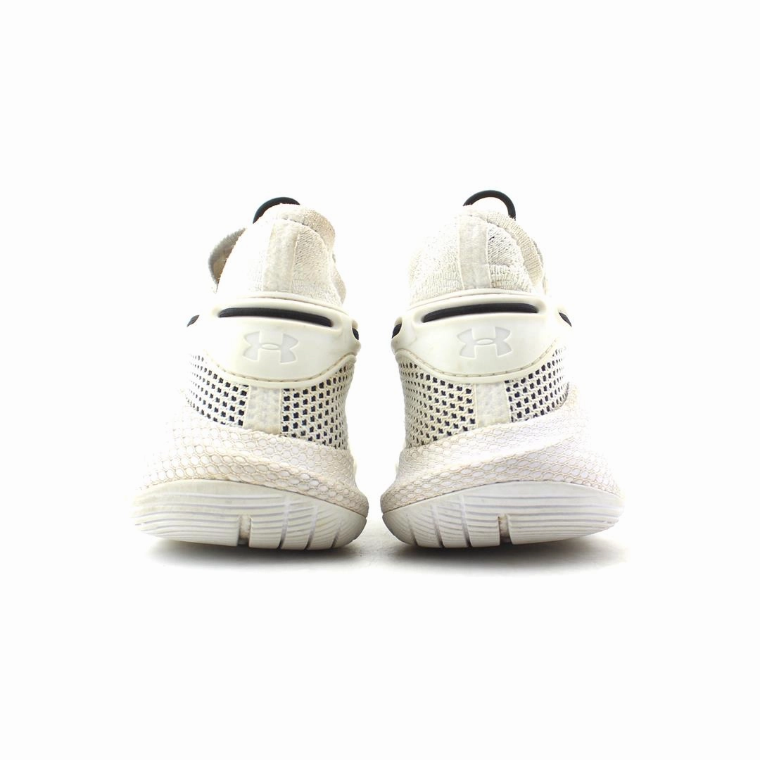 UNDER ARMOUR CURRY 6 Under Armour sport shoe shots