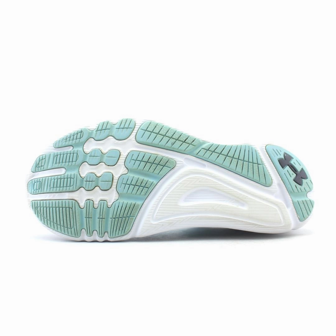 UNDER ARMOUR DAMSKIE SPEEDFOAM Under Armour trainer close-ups